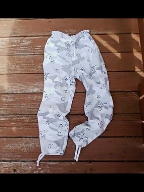 Hollister White & Gray Camo High Rise Ankle Jogger Size XS Lightweight